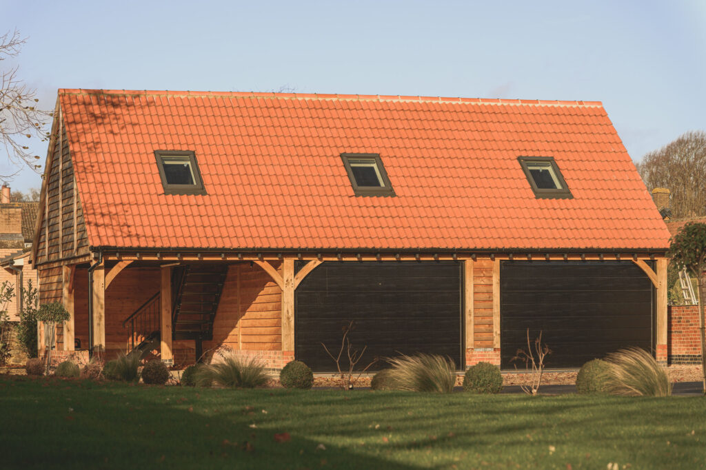 Redwing House, Great Easton — oak-framed barn